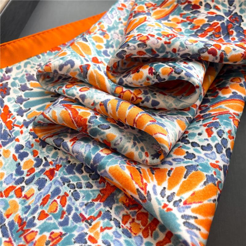 Sommermode 70x70cm Seiden-Quadrat-Karoschal Damen Retro Satin Hals Haarband Weiches Halstuch Hijab Kopftuch Bandana