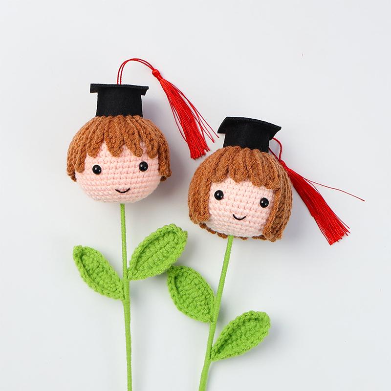 

Graduation Season Doctor s Hat Cartoon Doll Crocheted Photography Props Creative Handmade DIY Gift