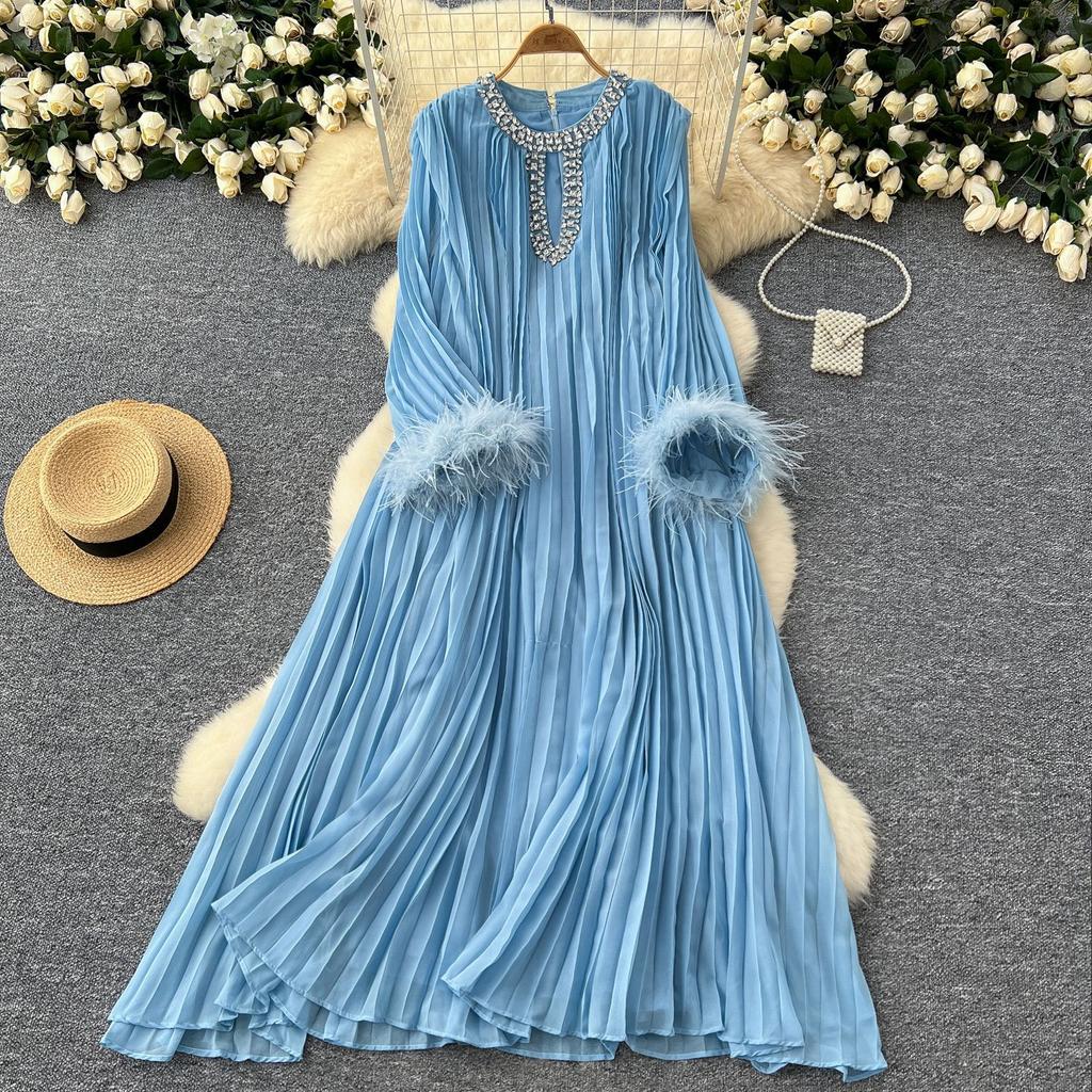 Elegant Dress Women's Autumn Heavy Diamante Round Neck Loose Fur Patchwork Pleated Long Dresses