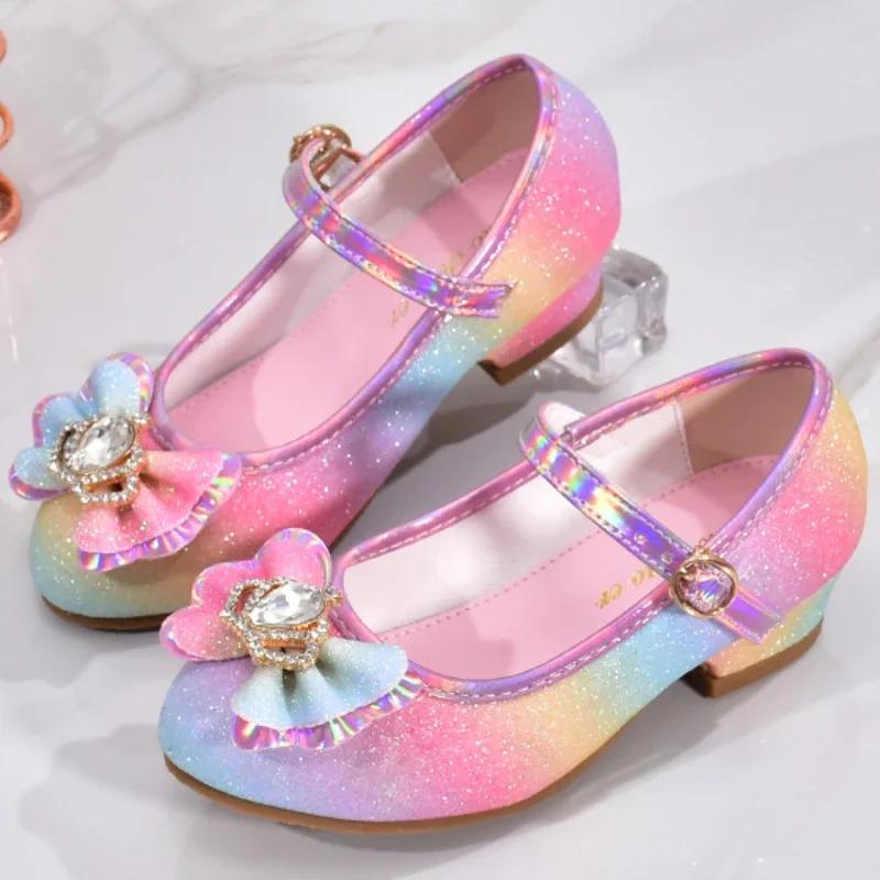 Zapatos de Princesa para Niñas Elegantes Corona Lentejuelas Arcoíris Tacones Altos para Niñas Moda Lazo Niños Versátiles Boda Zapatos Individuales