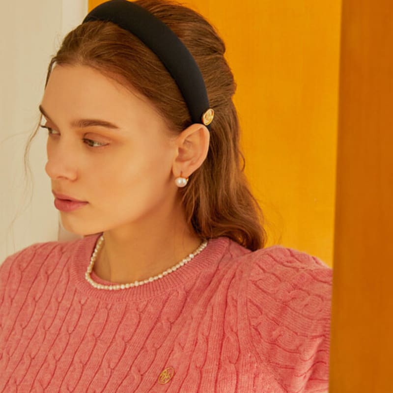 

АНОЭТИЧЕСКАЯ АНШУМОВАЯ ШИРОКАЯ ПО ОБЪЕМУ ПОВЯЗКА ДЛЯ ВОЛОС_ЧЕРНАЯ BLACK