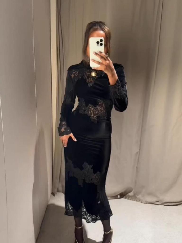 2026 Elegant Black Long Sleeve Lace Patchwork Dress with Retro Slim Fit and Back Slit
