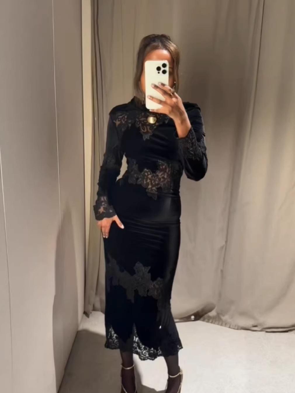 

2026 Elegant Black Long Sleeve Lace Patchwork Dress with Retro Slim Fit and Back Slit L
