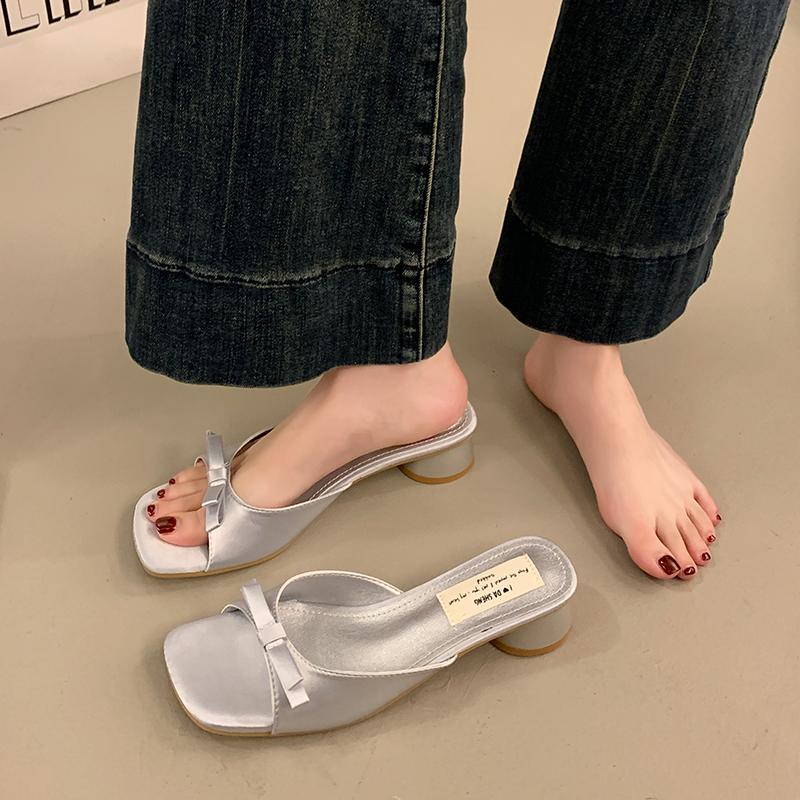Fashion designer High Heel Open Toe Slippers for Women Wearing Bow Tie Outside Square Head Heel Slippers for Sandal  Brand