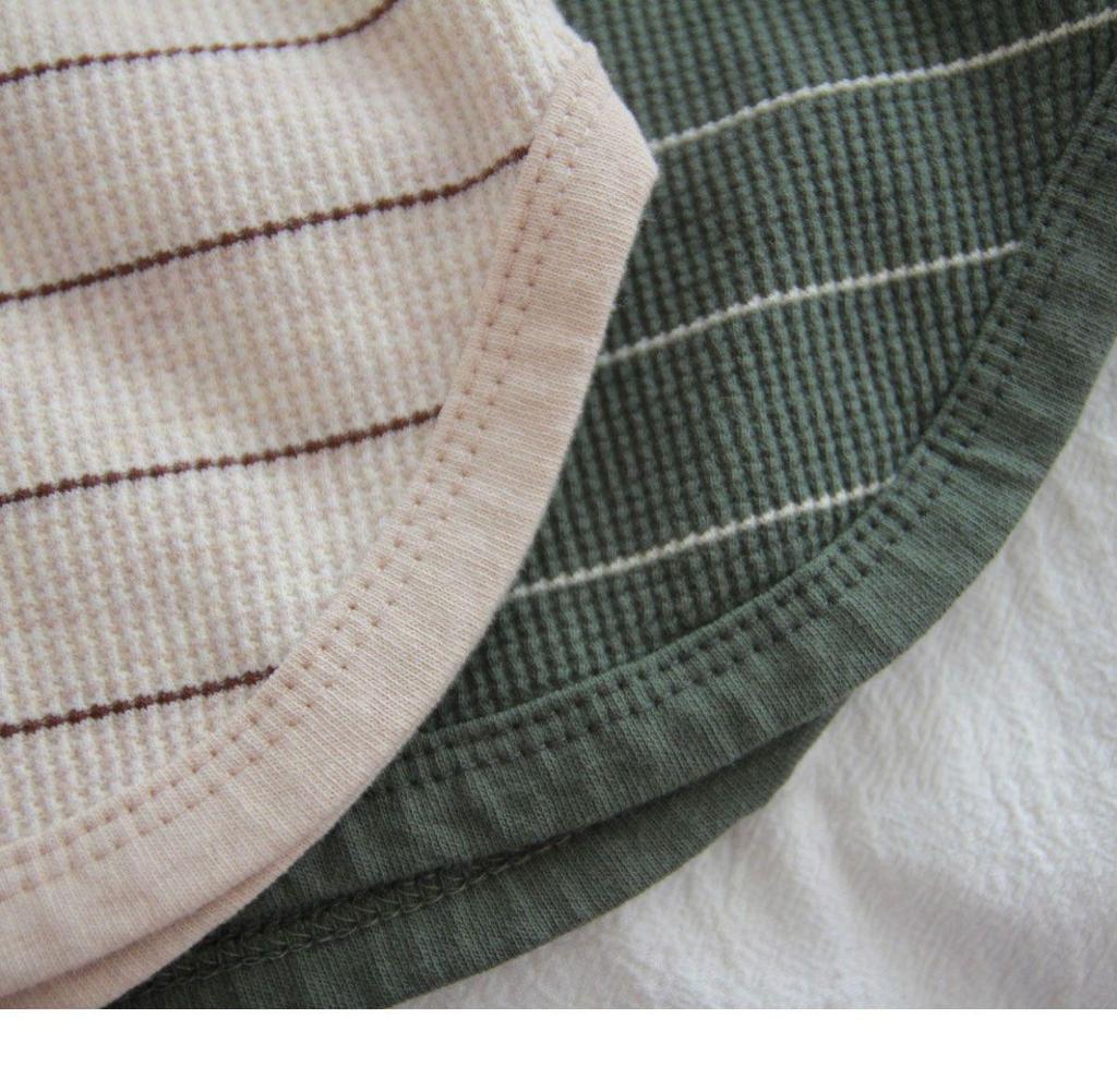 Korean Style Boys' Striped Retro T-shirt - Round Neck, Spring Fashion