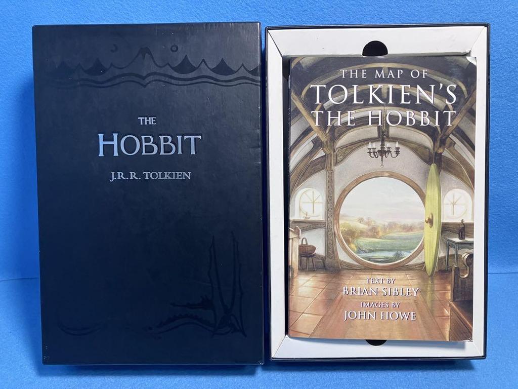 [USED] The Hobbit Gift Pack (English Version) / J.R.R. Tolkien