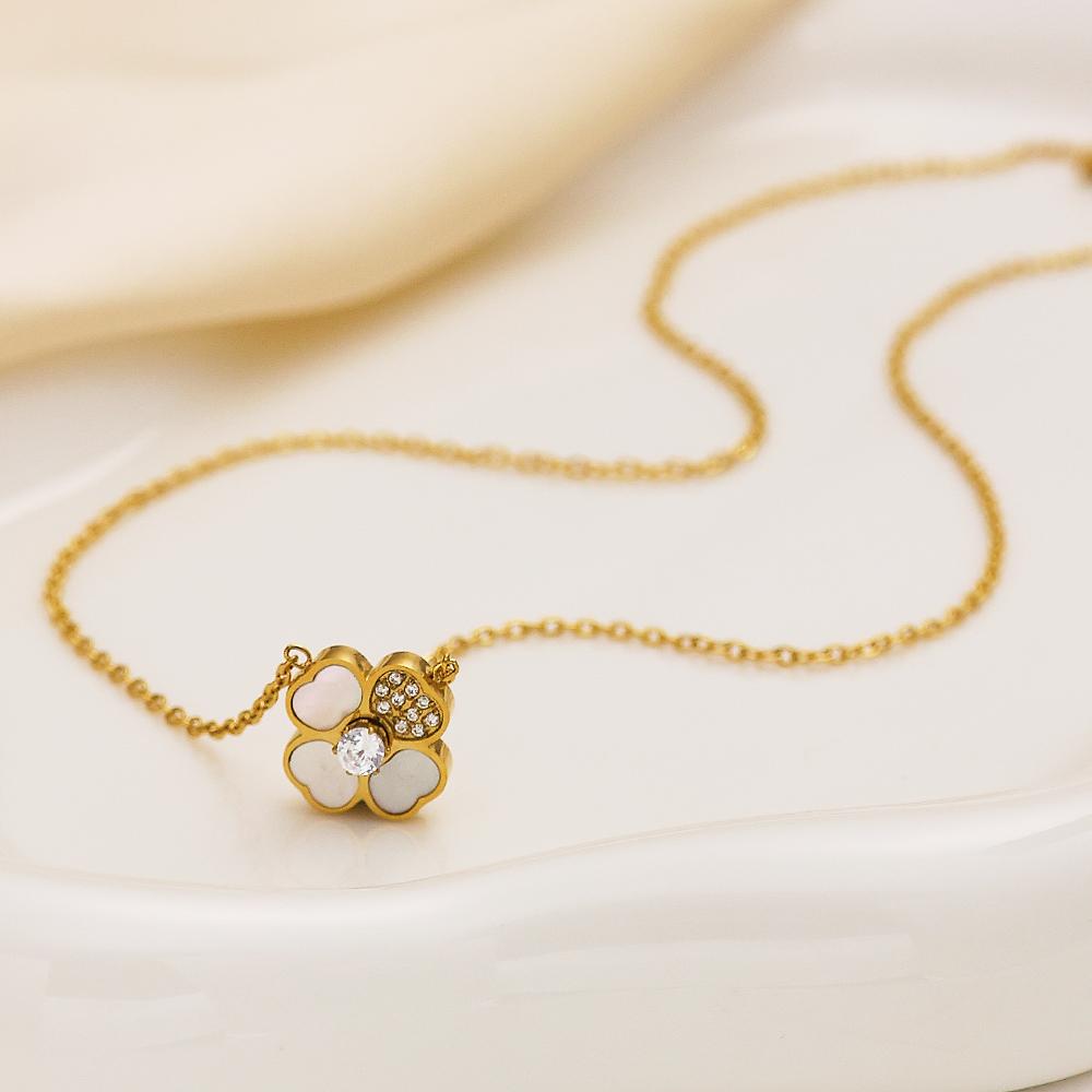 XIXI Waterproof 18K Gold Plated Four Leaf Clover Flower Zircon Pendant Women Stainless Steel Fashion Jewelry Necklaces