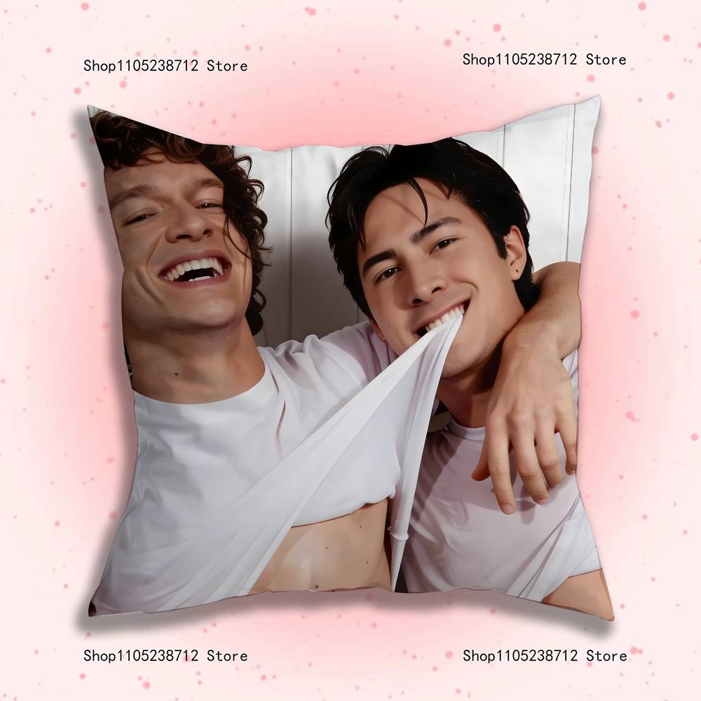Vintage H-Heateds R-Rivalry Anime Pillow Case Anti-Dustmite Pillowcase Invisible Zipper Silky Short Plush Sofa Cushion Cover