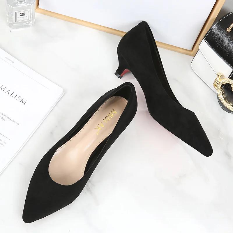 Fashion Women Low Small High Heels Shoes Brief Japanned Leather Pumps Big Size 41/42/43 Ladies Work Office Shoes Bridal Chaussures Femme