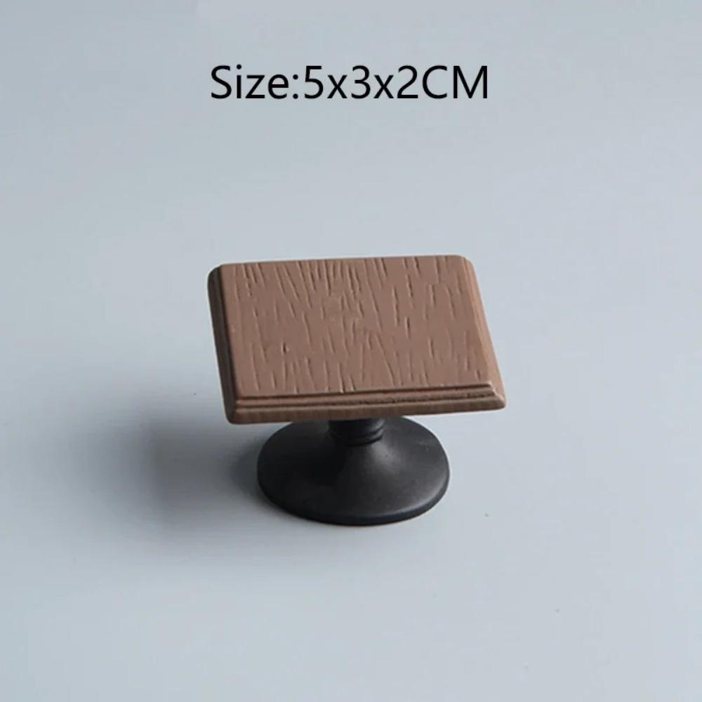 Cartoon Katze Frosch Bär Gelber Stuhl Computer Büro Modell Mini Actionfiguren Harz Wohnaccessoires Schreibtisch Figur Spielzeug