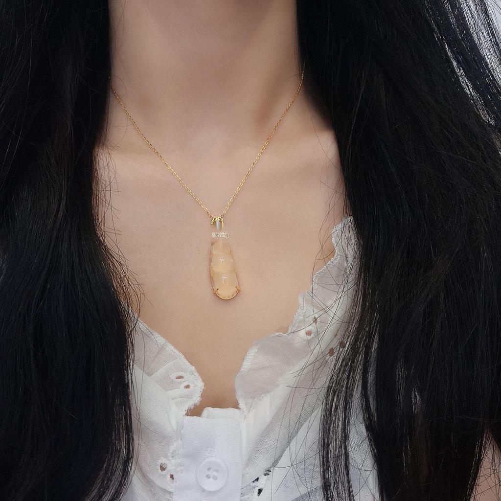 S925 Sterling Silver White Chalcedony Edamame Necklace with Jade Auspicious Cloud Design - Luxurious Women's Fashion Clavicle Chain