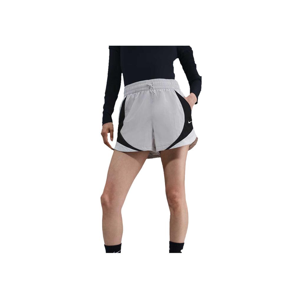 Nike Swoosh Lightweight Comfortable Stylish Athletic Shorts Women Shorts HV4032-078