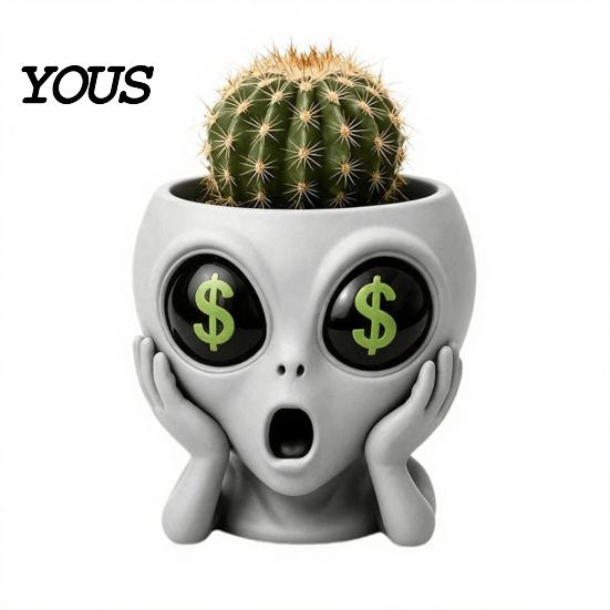Office Desk Planter Funny Alien Face Planter, 3D Printed Novelty Plant Pot, Cute Gray Unique Succulents Pot Head for Cacti Home Table Shelf