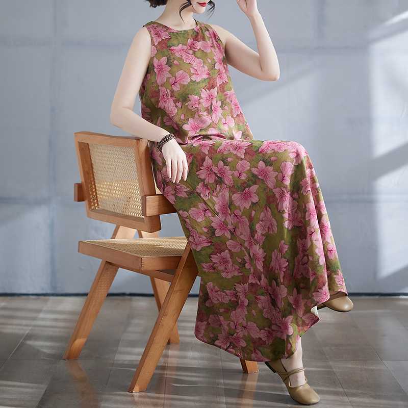 New Summer Bohemian Long Dress with A Fat and Oversized Sleeveless Round Neck Print