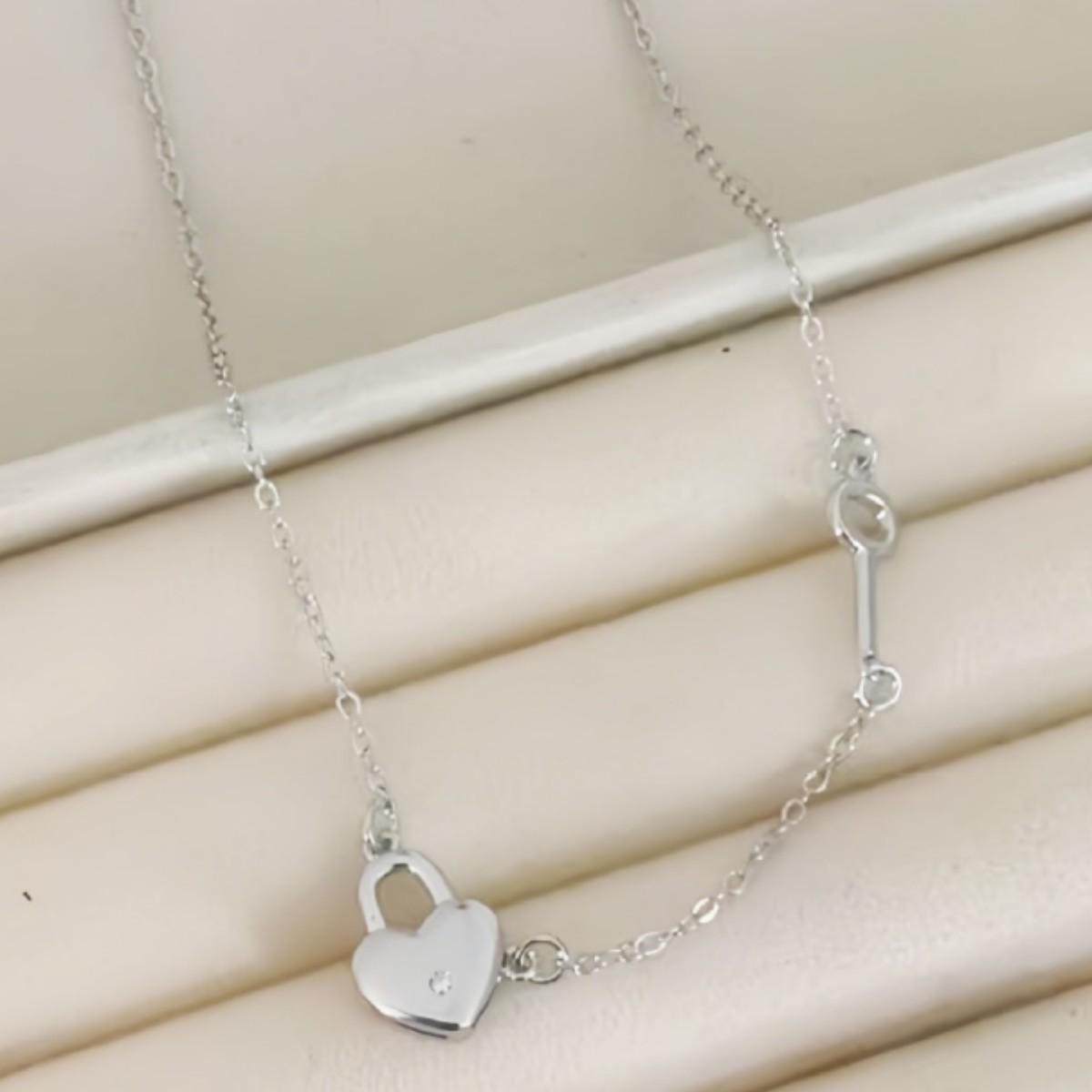 Concentric Heart Clavicle Necklace for Women - Fashionable, Creative, Versatile Design серебряный