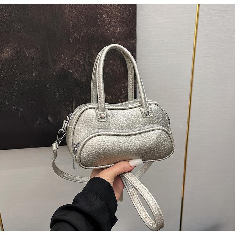 Small Square Bag Diagonal Straddle Women's 2025 Summer New Fashion Women's Bag Versatile Shoulder Messenger Bag