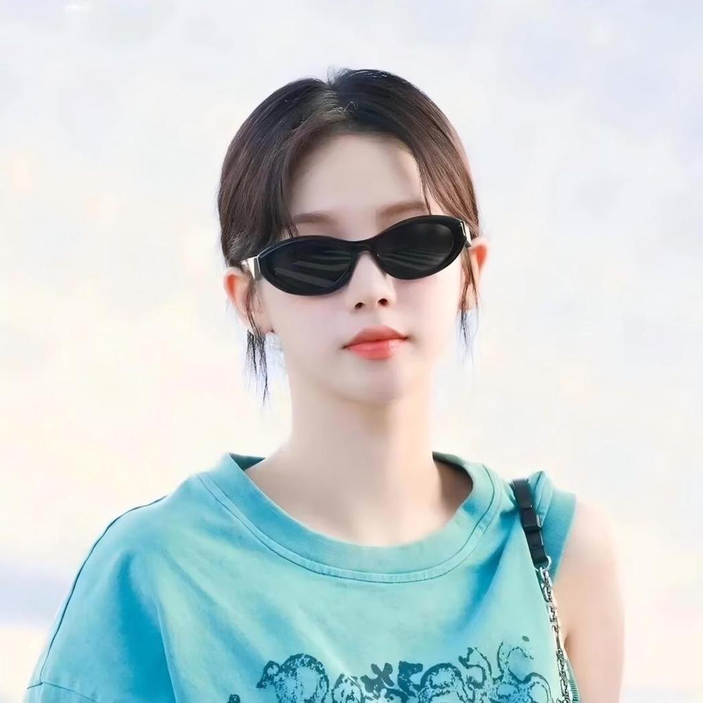 Women's Retro Cat-Eye Sunglasses: High-End Fashion, UV Protection