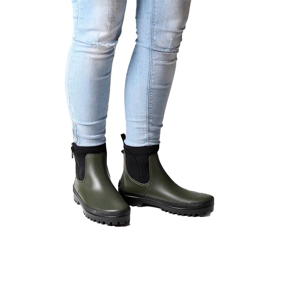 Toni Pons Colton Kalosze