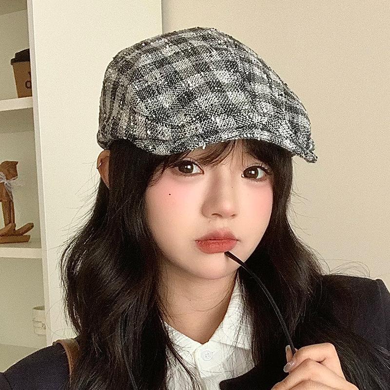 Japanese Retro Plaid Front Hat Autumn and Winter Versatile Windproof Hat Women's Outdoor Casual Beret Newspaper Baby Hat