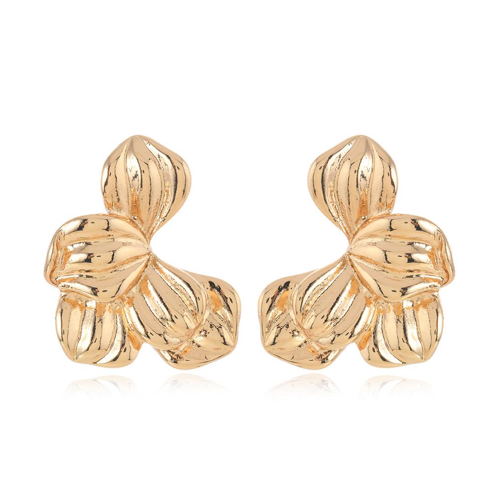European and American Metal Flower Earrings - Exaggerated Retro Earrings