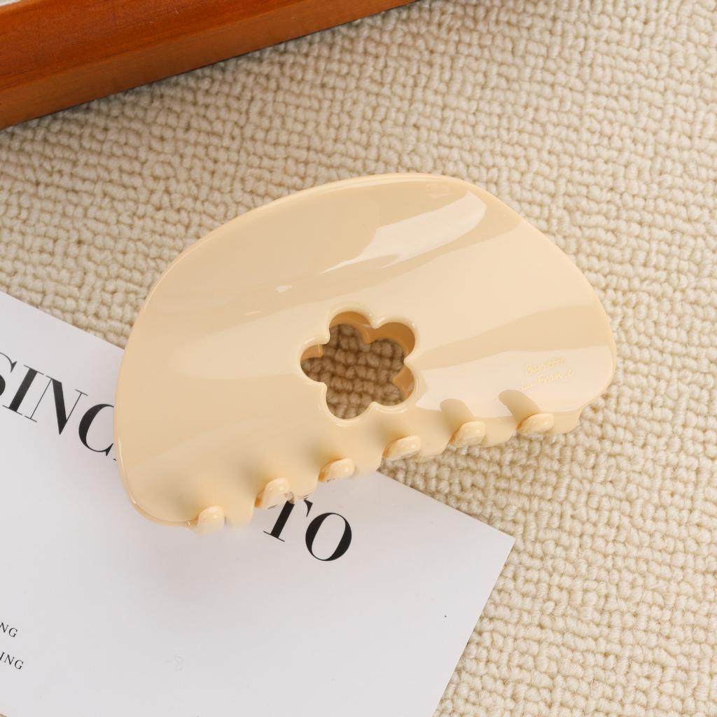 1pc Women's Cute Cream Floret Grab Clip High-quality Acetate Shark Clip Back of The Head Hair Scratch Suitable for Daily Use