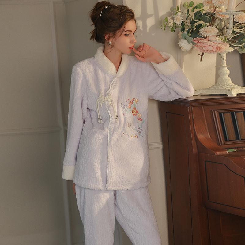 Women’s Plush Sleeping Suits Sexy Velvet Embroidered Chinese Knot Outer Robe and Pants Lounge Pajamas Comfortable Clothing