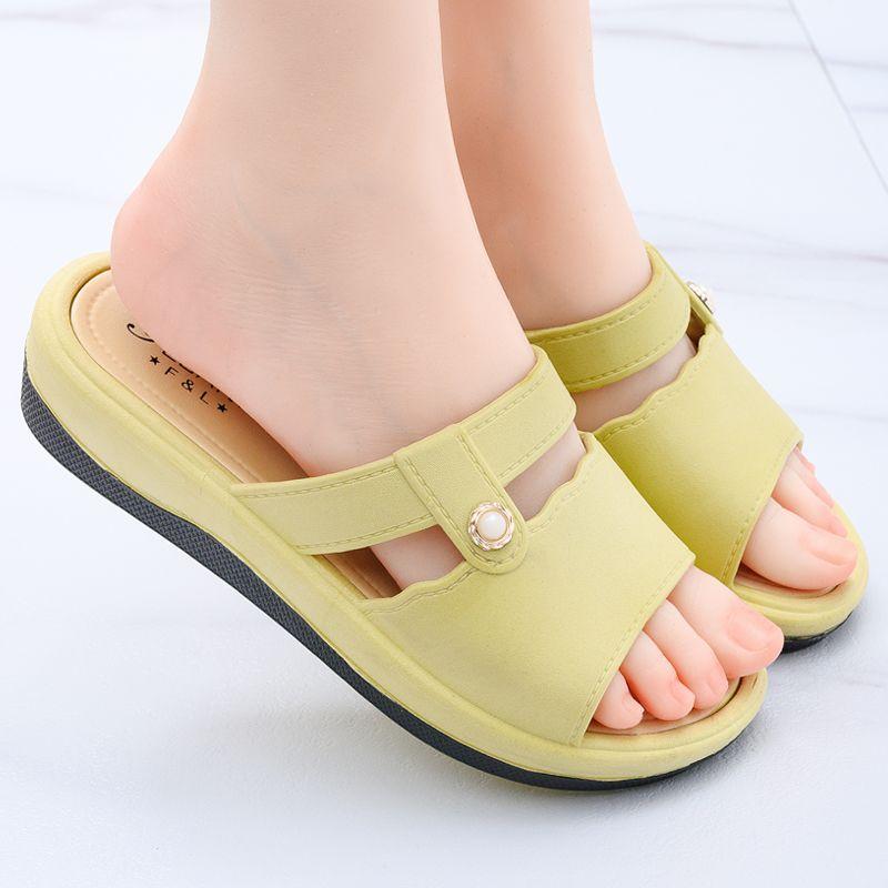 New Waterproof Quick Drying Anti Slip Lightweight Office All-in-one Middle-aged Cool Mop for Women