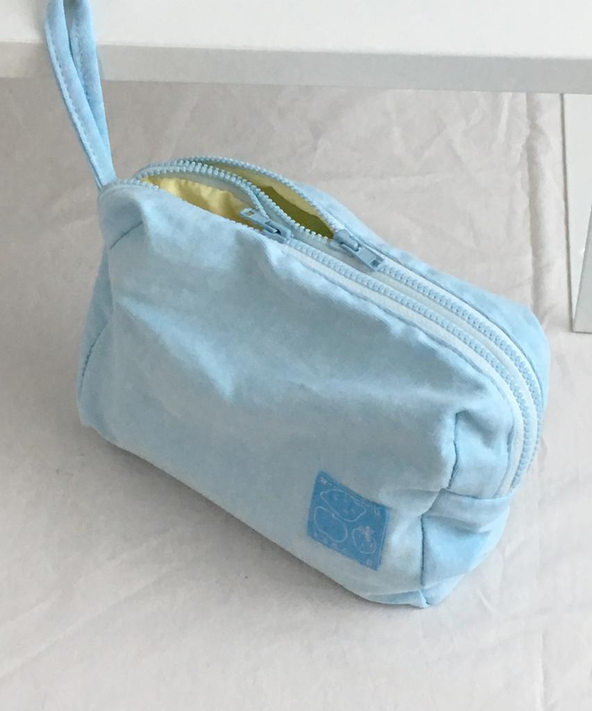 Nuaname Pure White Space-Separating Peddler Pouch Blue