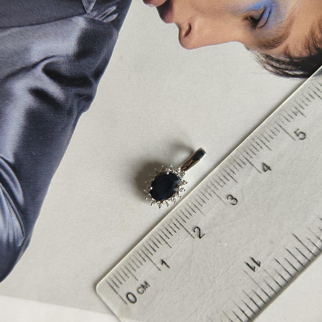 Серебряная подвеска с сапфиром 1.151ct, фианитами (2181026)