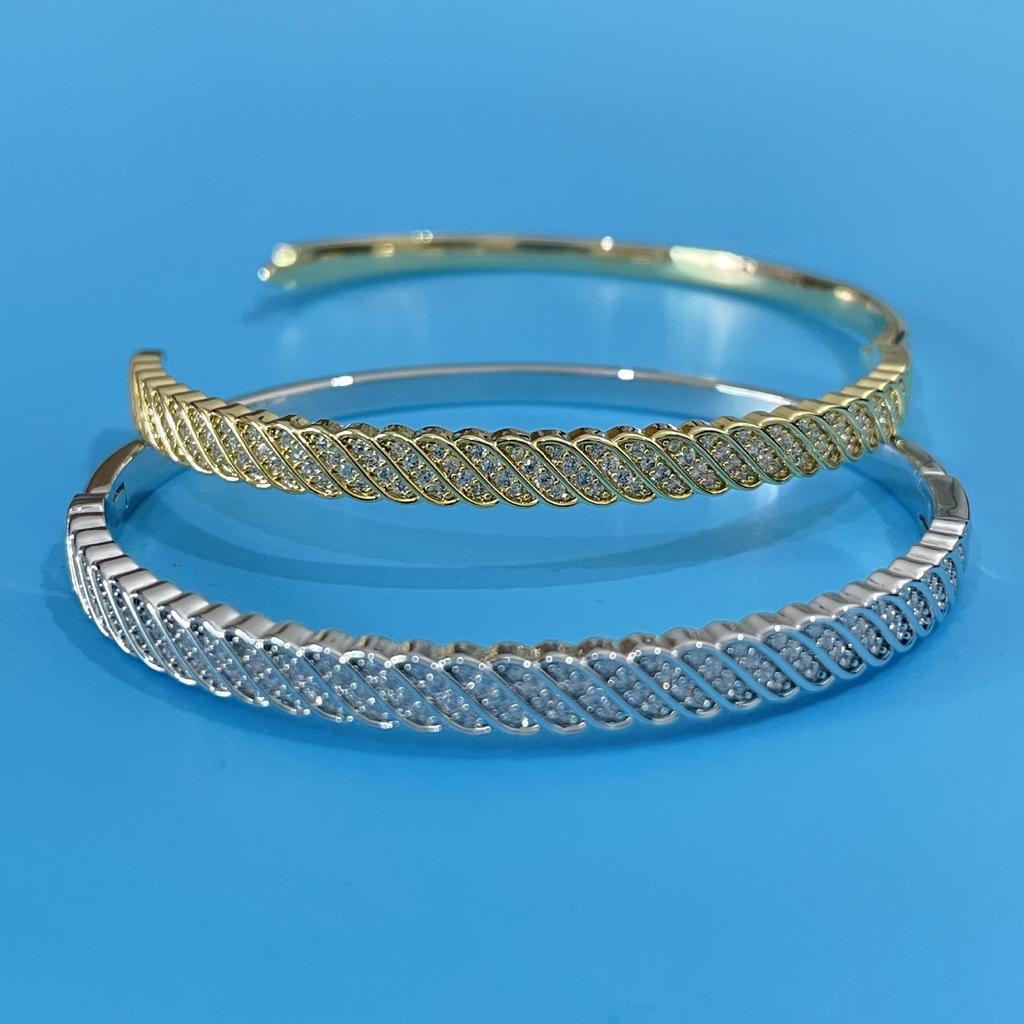 Twist Twisted Rope Starry Design Sparkling Simple Light Luxury High-end Bracelet Bracelet