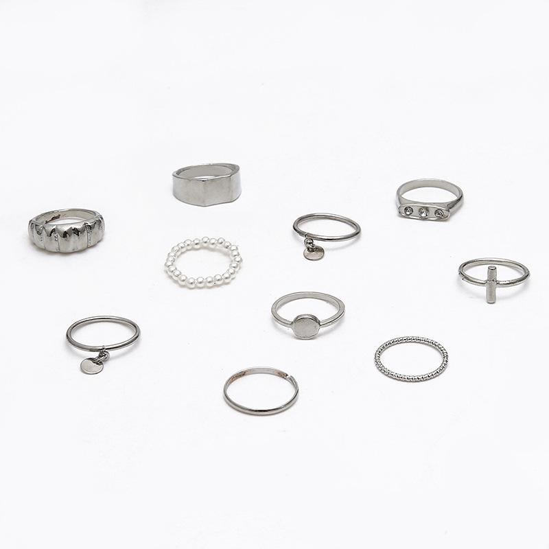 

Ring Gold Glossy Croissant Threaded Ring Pearl Disc 10-Piece Set Combination Ring