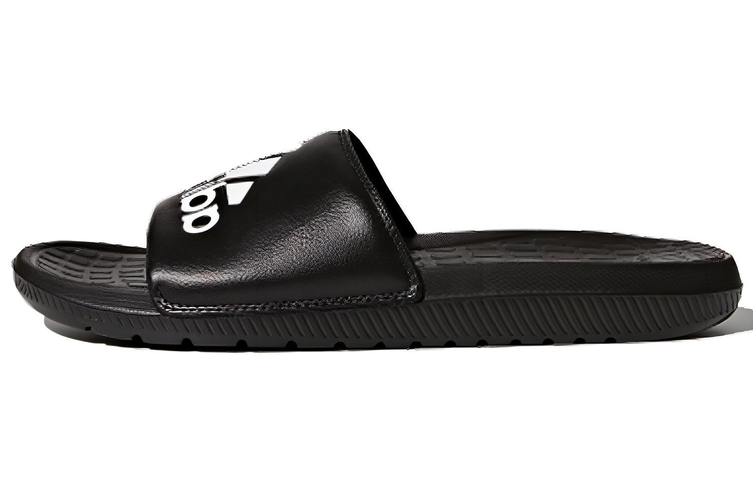 

Шльопанці Adidas Voloomix Core Black CP9446 38