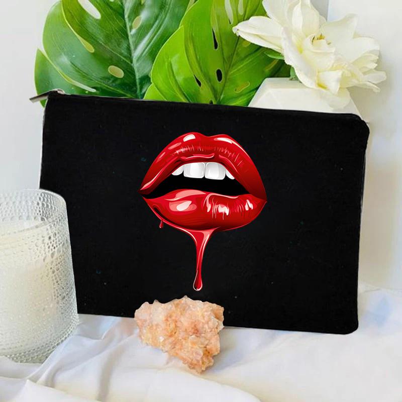 Mini Zipper Makeup Bag Women Sexy Red Lips Travel Toiletry Bags Gift Red Lips Lover Party Bags Designer Cosmetic Bag for Makeup