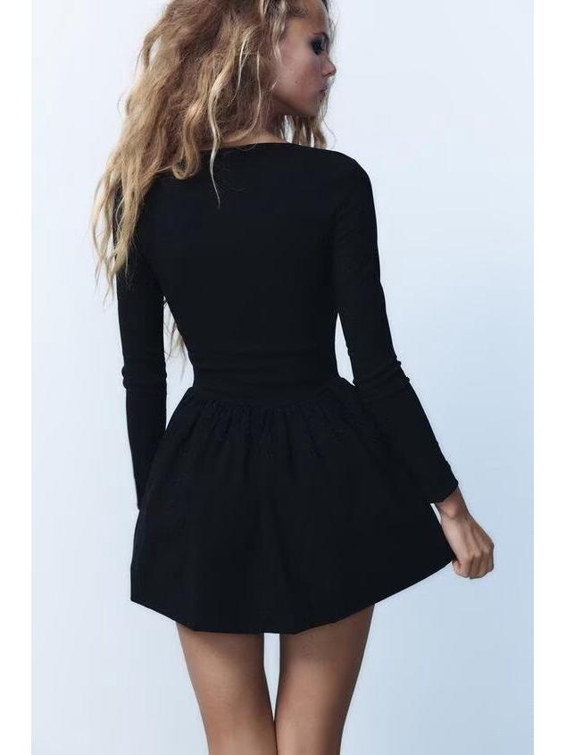2024 Women's European & American Style Black Balloon Silhouette Square Neck Long Sleeve Short Dress