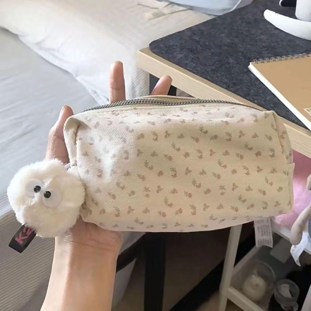 Style Canvas Makeup Bag With Large Capacity For Travel And Storage