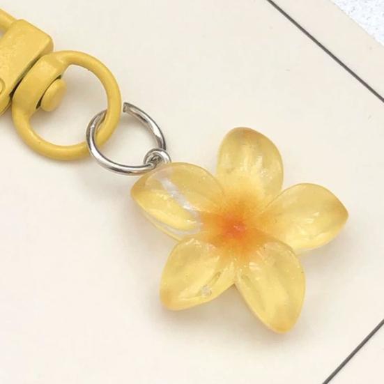 3Pcs Keychain Pendant Transparent Resin Flower Design Small Portable Decorative Pendant Bags Keys Wallets Cars Accessory