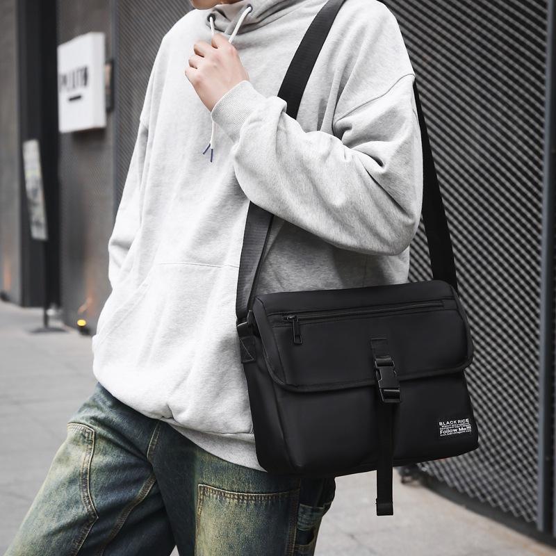Men'S Shoulder Bag Fashion Retro Mailman Bag Men'S Bag Trend Function Messenger Bag Travel Leisure Bag