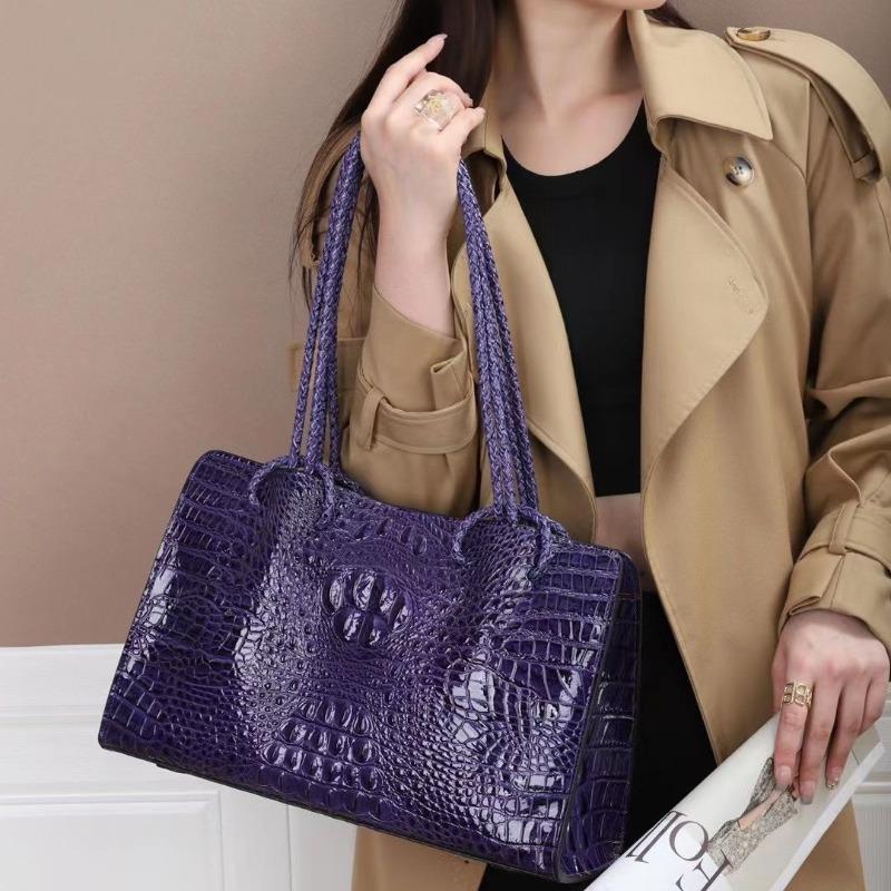 Женская большая вместительная сумка-тоут с крокодиловым узором — фото 3