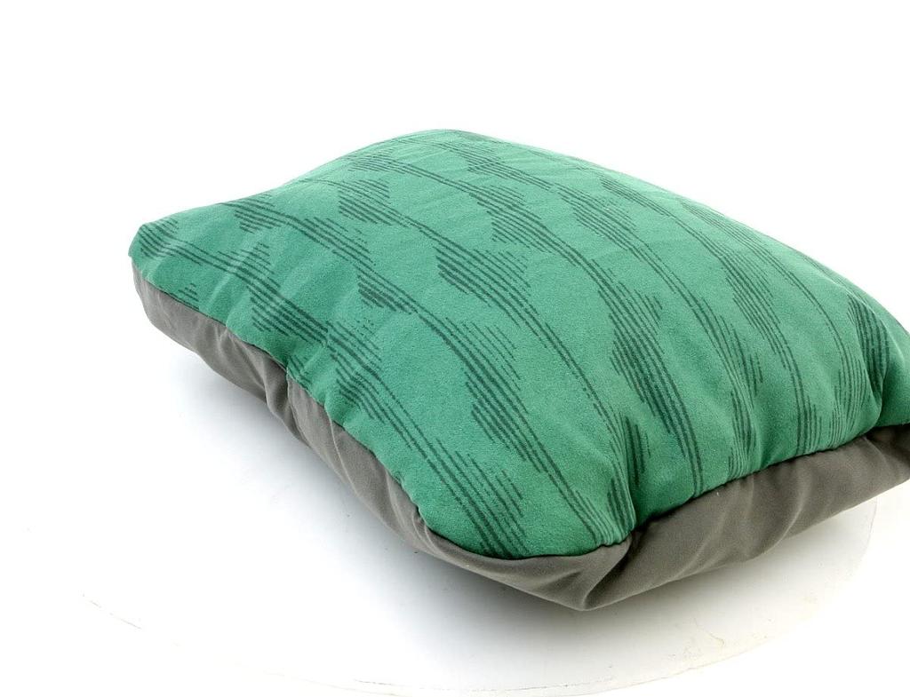 Compressible Pillow CINCH L Size Pine Therm-a-Rest [Item]