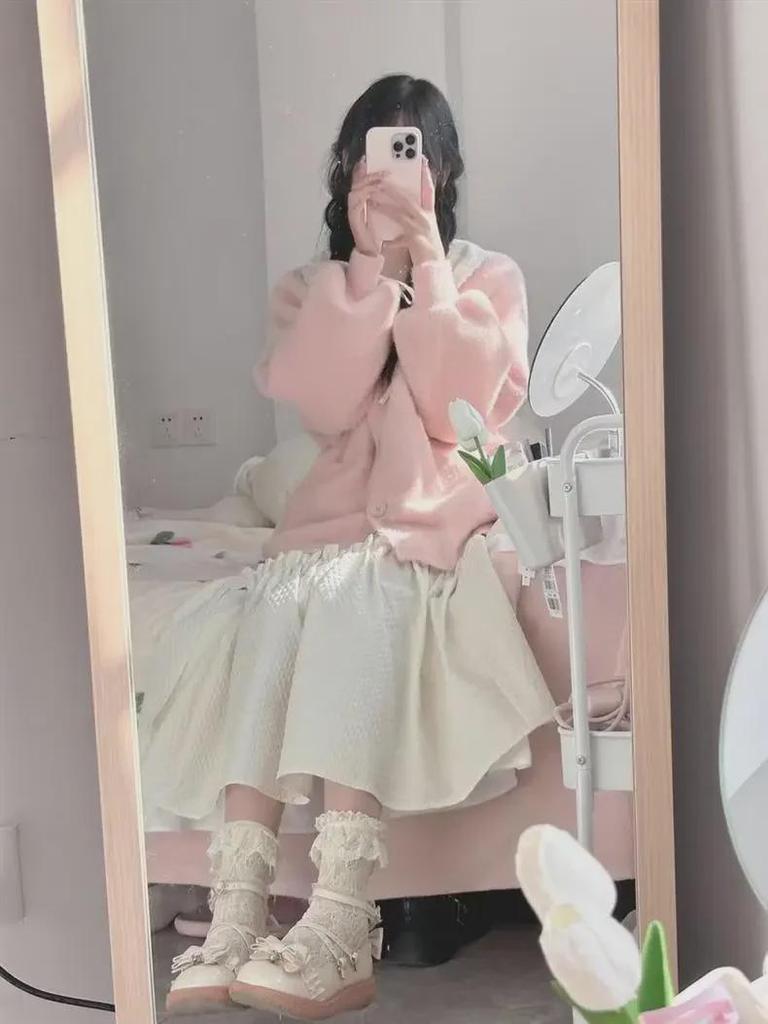 Dámský malý japonský JK chlupatý pletený svetr kardigan - Měkký, hřejivý, s dlouhým rukávem na podzim/zimu