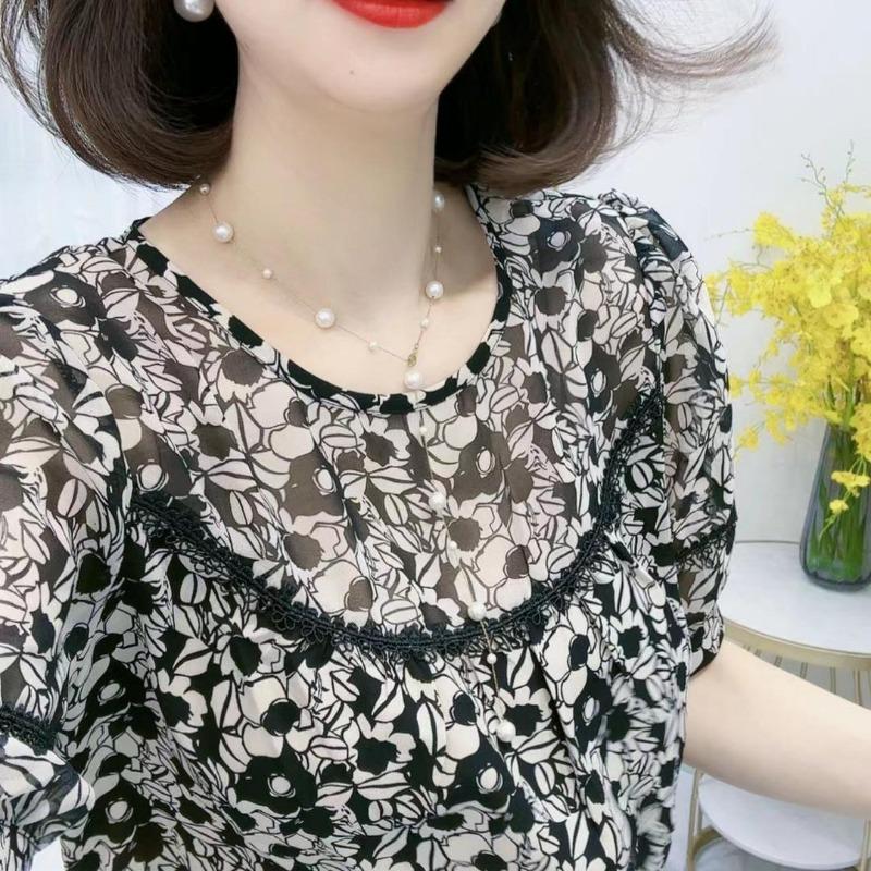 Women Casual Floral Print Lace Trim Loose Chiffon Blouse
