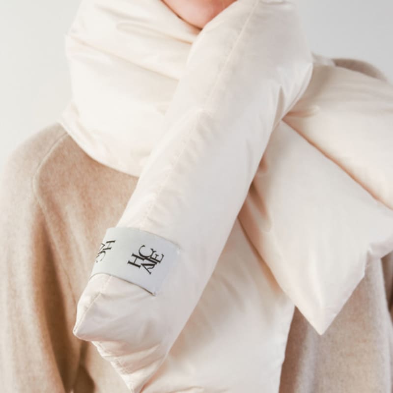 HACIE GLOSSY GOOSE DOWN MUFFLER [4COLORS]