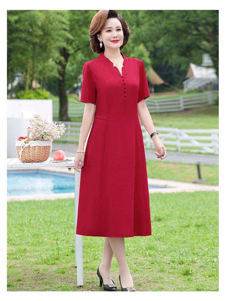 Summer 2025 Noble Lady Plus Size Dress - Short-Sleeved, Elegant Design for Middle-Aged & Elderly Women