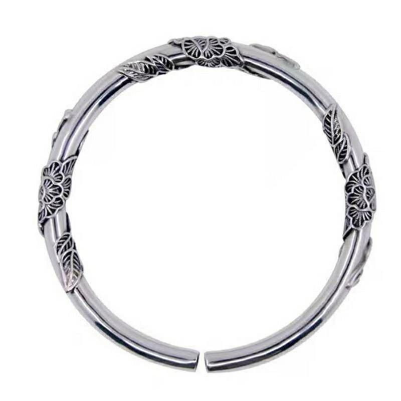 Bracelet jonc fleur en cuivre blanc plaqué argent - Collection Trois vies trois mondes Bracelet polyvalent pour femmes