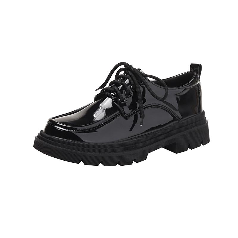 Women's Black Matte Lace-Up Shoes with Thick Soles, Height-Enhancing, British Style, New for Spring and Autumn 2024.