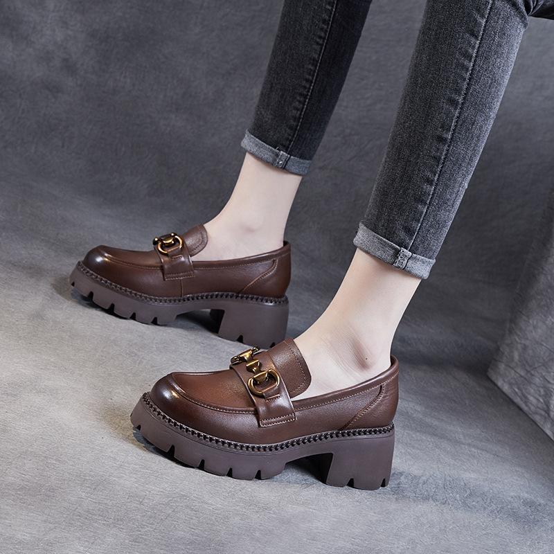 

Женские кожаные туфли, новые женские туфли на мягкой подошве, женские маленькие кожаные туфли на платформе, на толстом каблуке-маффине, весенне-осенние одинарные туфли 40 коричневый