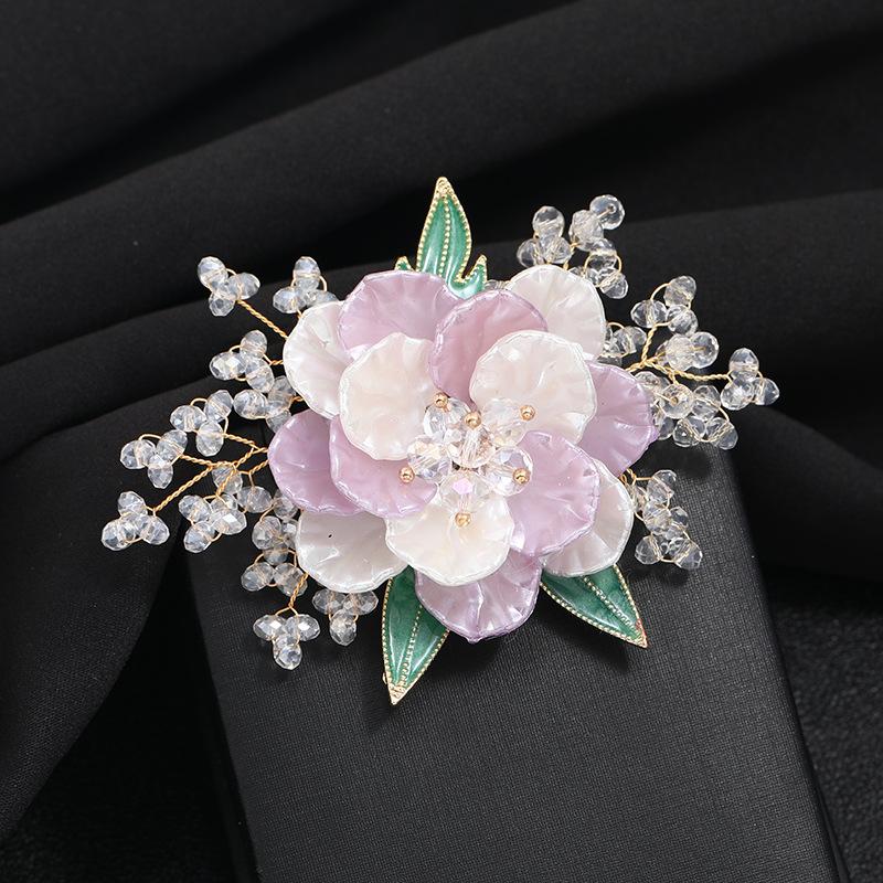

High-end temperament flower crystal brooch trendy female elegant luxury niche high-end corsage accessories
