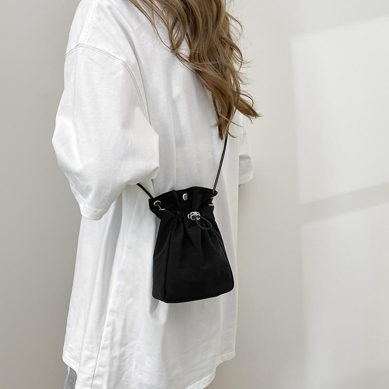 Trendy Korean Mini Nylon Bag Elegant Casual Soft-sided Shoulder Sling Bag
