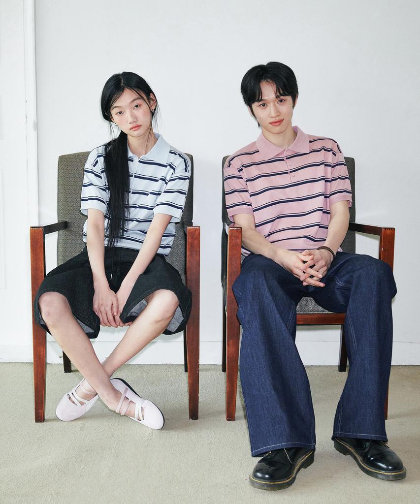 GLW [Unisex] Striped Collar Half Knit Blue