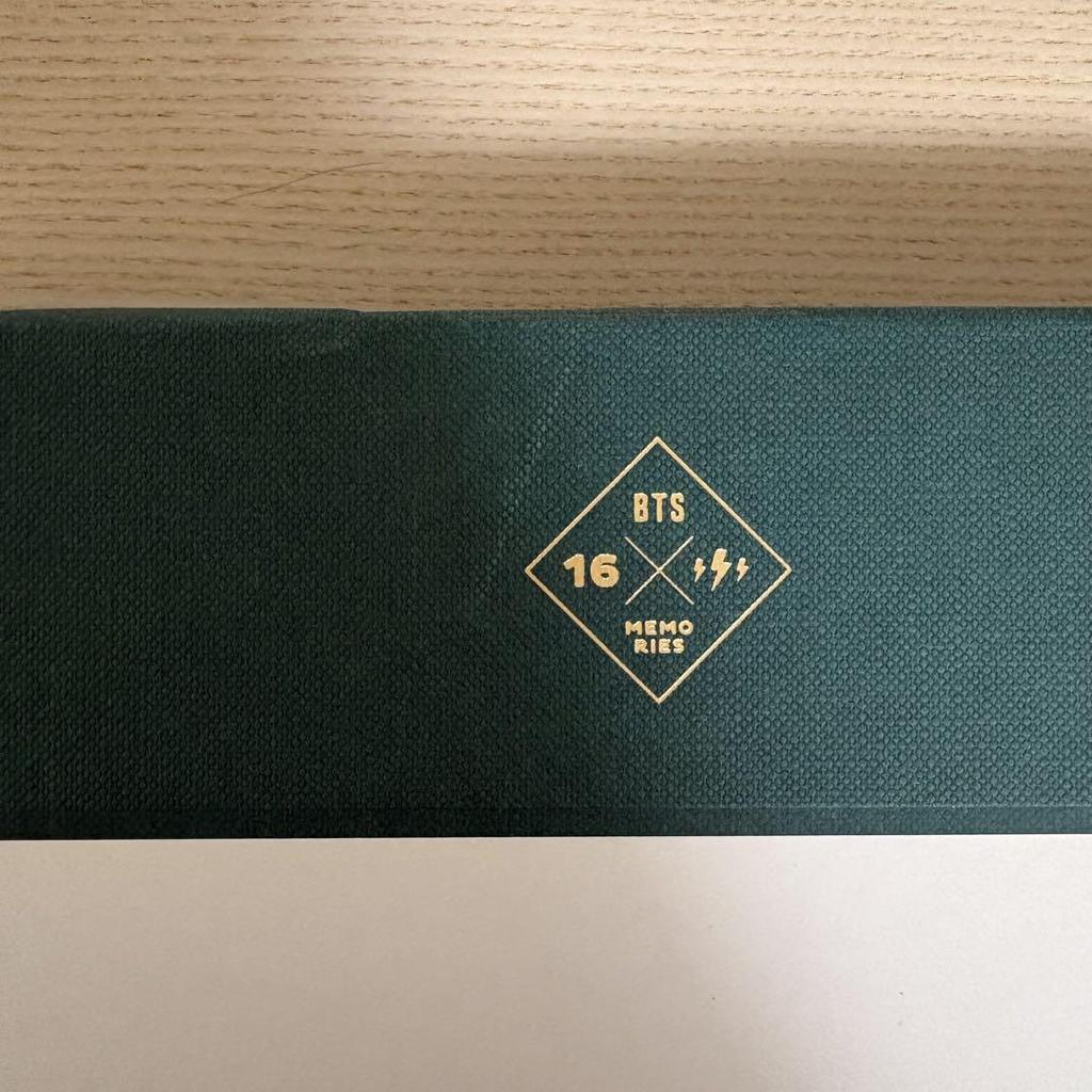 [USED] BTS MEMORIES OF 2016 Photobook